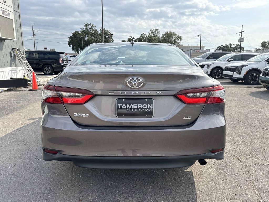 Used 2022 Toyota Camry LE w/ Convenience Package FWD image 8