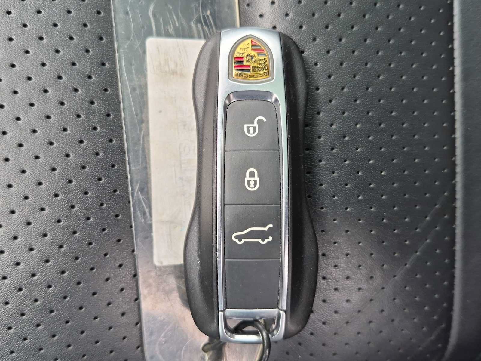 Used 2019 Porsche Cayenne AWD/4WD image 38