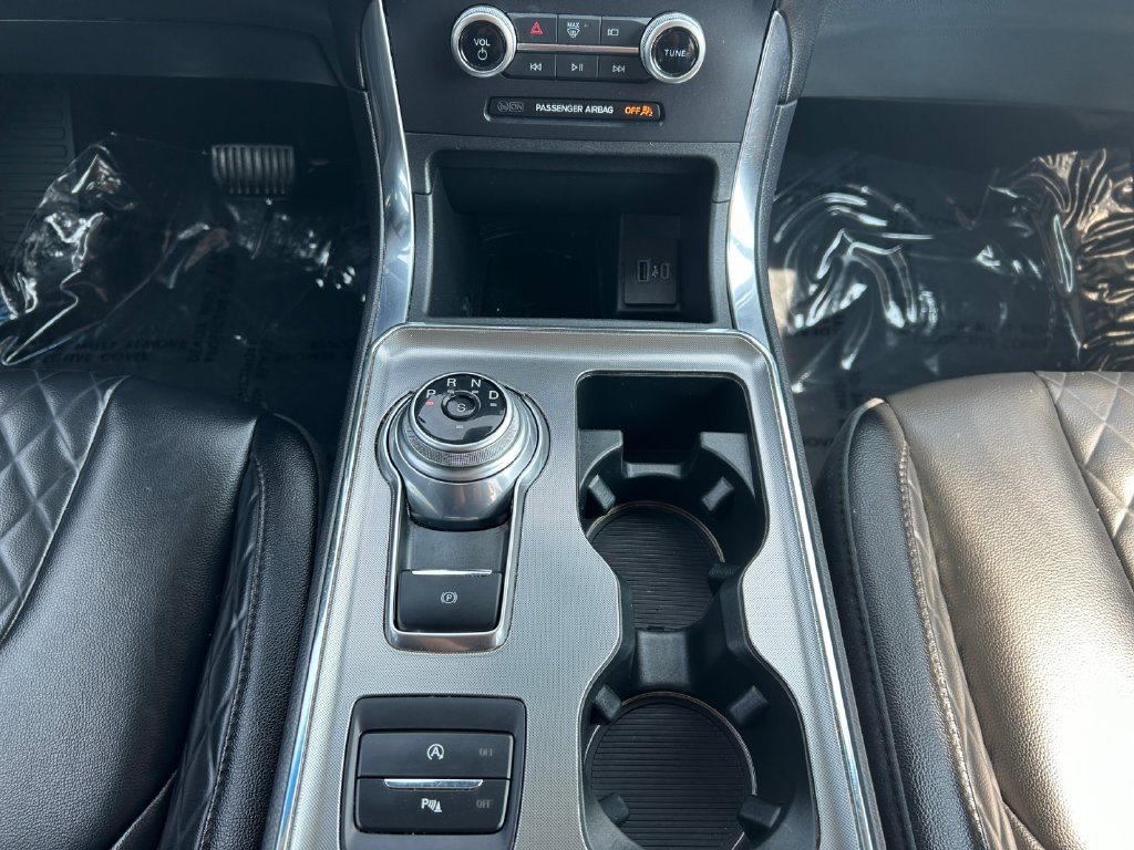 Used 2024 Ford Edge Titanium AWD/4WD image 17