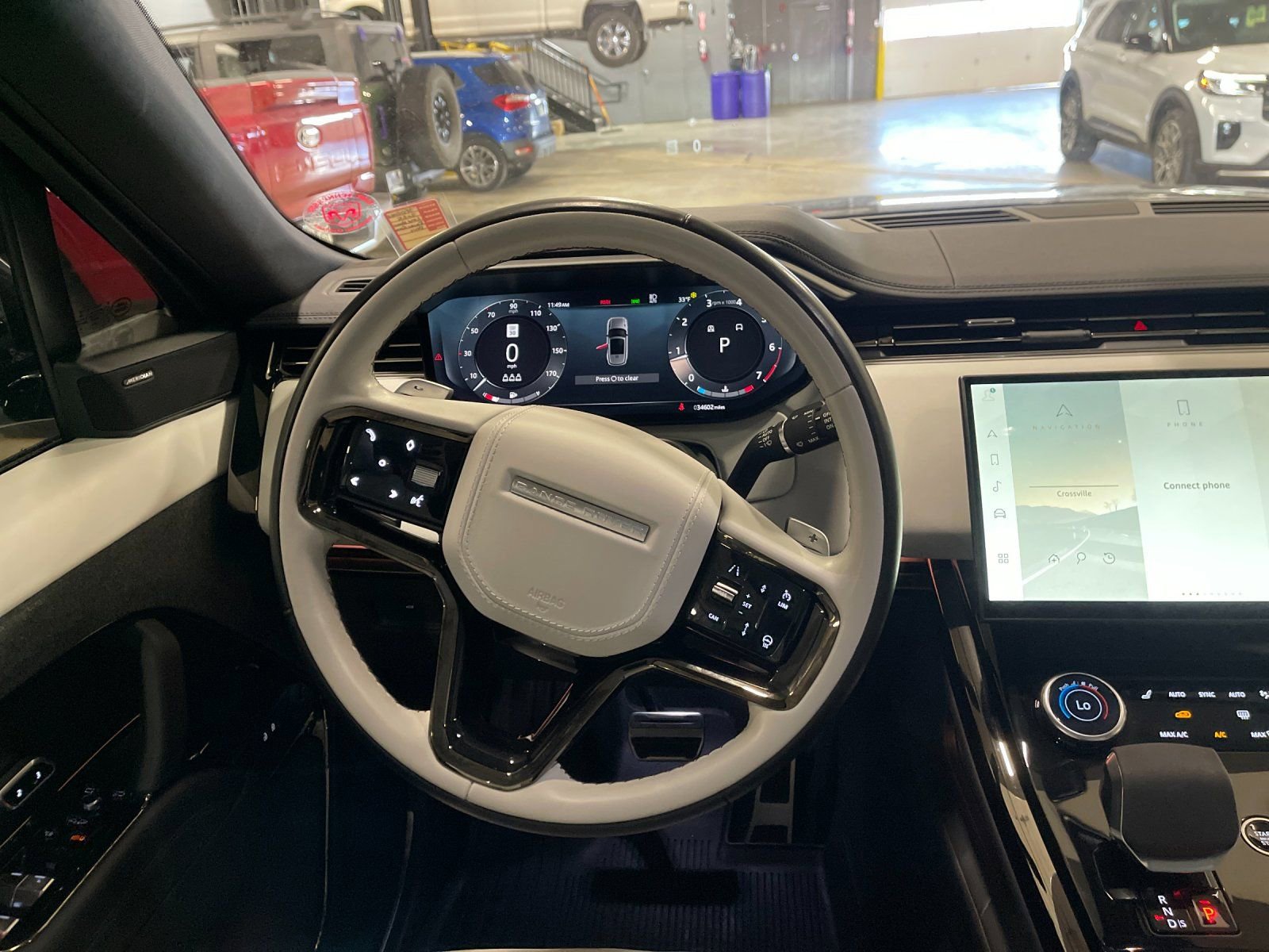 Used 2023 Land Rover Range Rover Sport SE Dynamic image 16