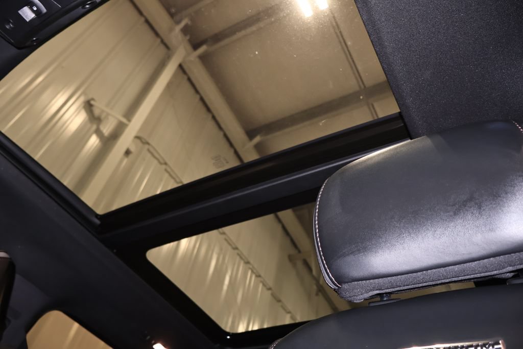 Certified 2019 Ford F450 Platinum w/ Platinum Ultimate Package AWD/4WD image 41
