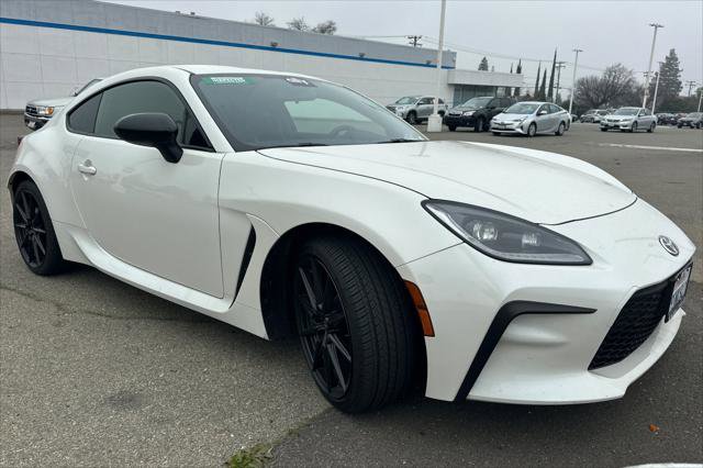 Certified 2024 Toyota GR86 Premium image 3