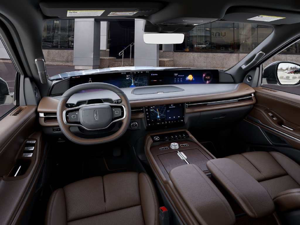New 2027 Lincoln Navigator Reserve AWD/4WD image 9