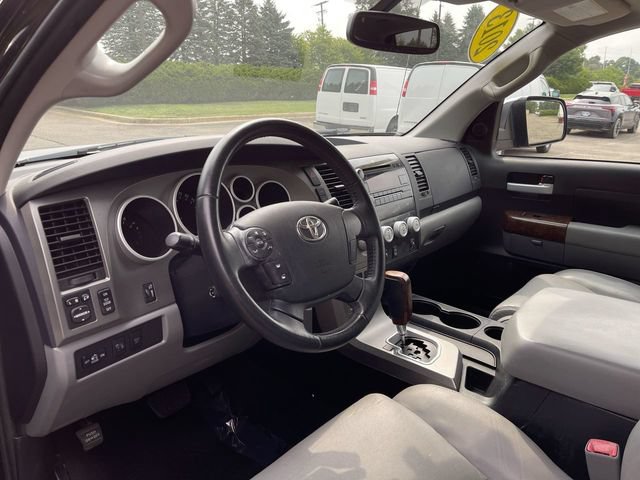 Used 2013 Toyota Tundra Limited w/ Memory Pkg AWD/4WD image 11
