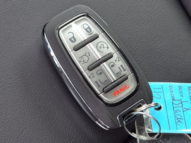 New 2027 Chrysler Pacifica LX FWD image 32