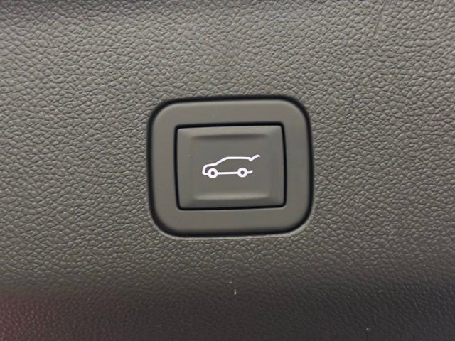 New 2026 GMC Yukon XL AT4 Ultimate AWD/4WD image 15