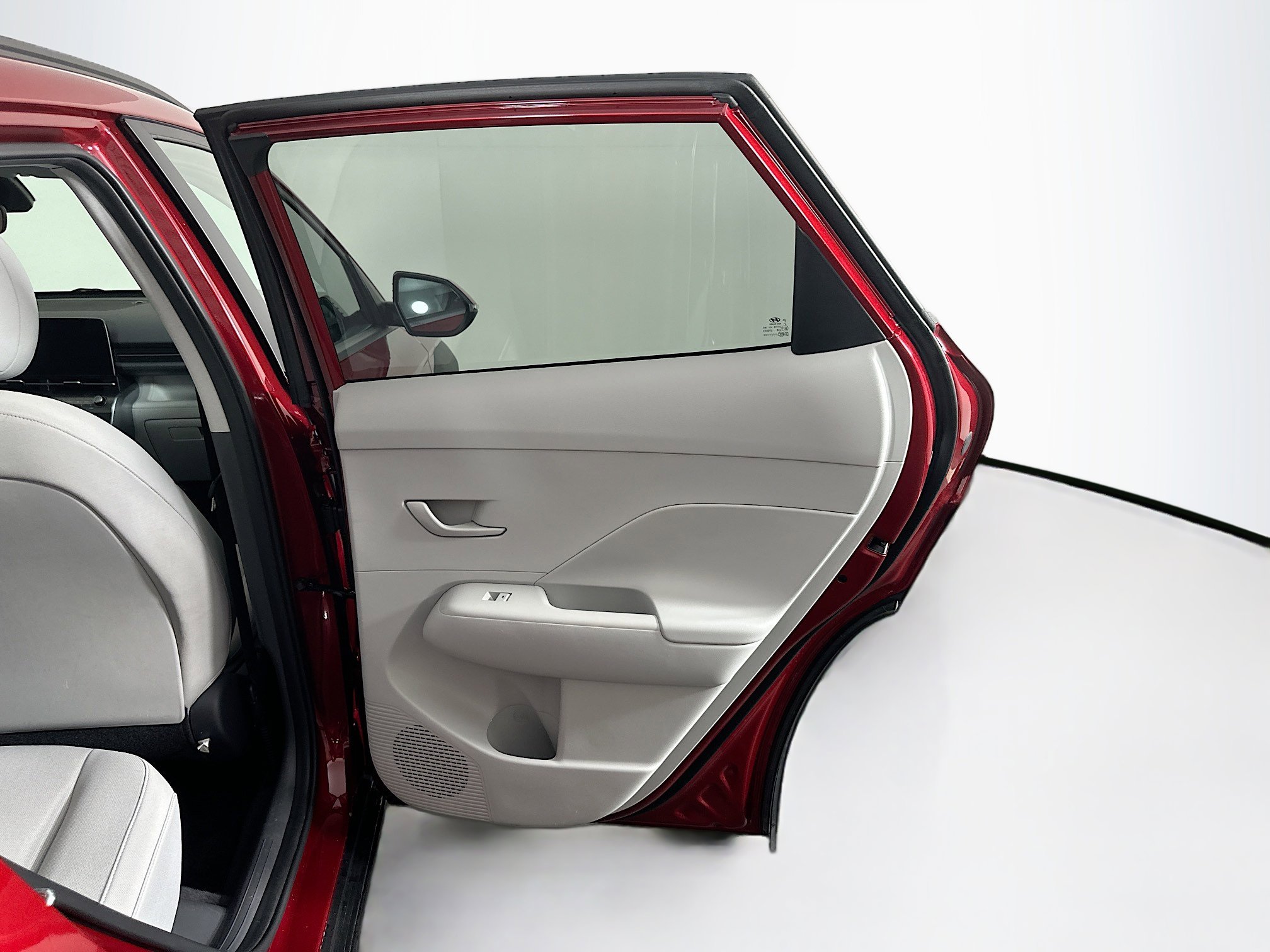 Used 2024 Hyundai Kona SEL image 30