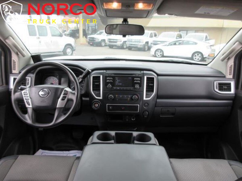Used 2017 Nissan Titan S RWD image 16