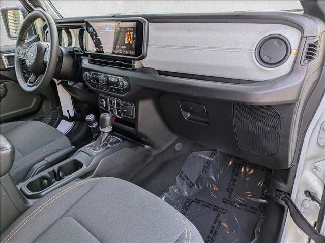 Used 2024 Jeep Wrangler Unlimited Sport AWD/4WD image 20