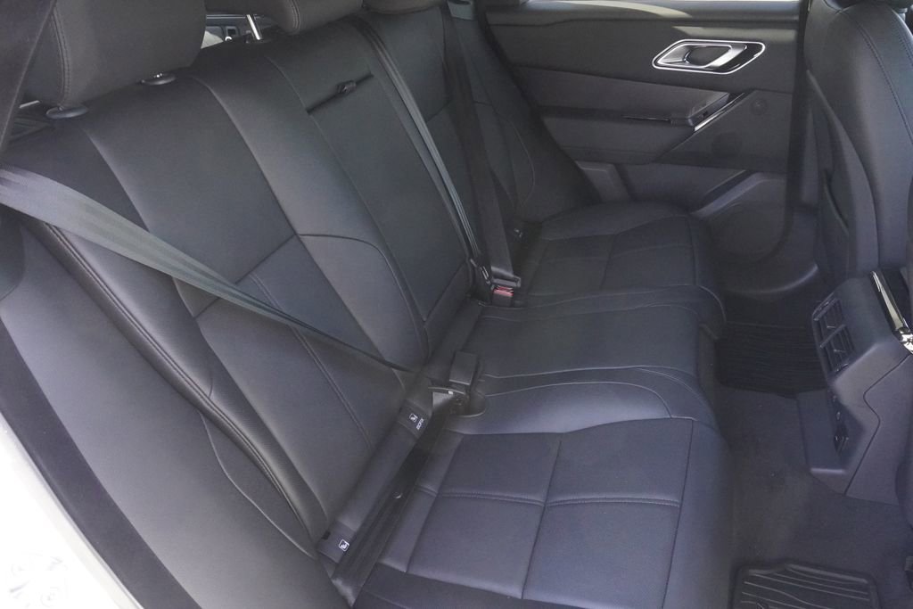 New 2026 Land Rover Range Rover Velar Dynamic SE image 27