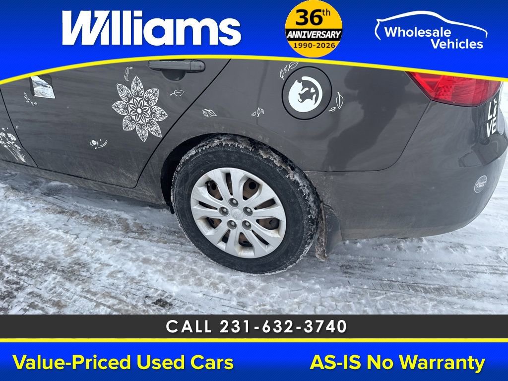 Used 2012 Kia Forte EX image 15