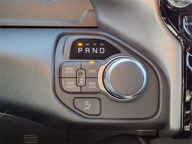 New 2026 RAM 1500 4x4 Crew Cab image 10