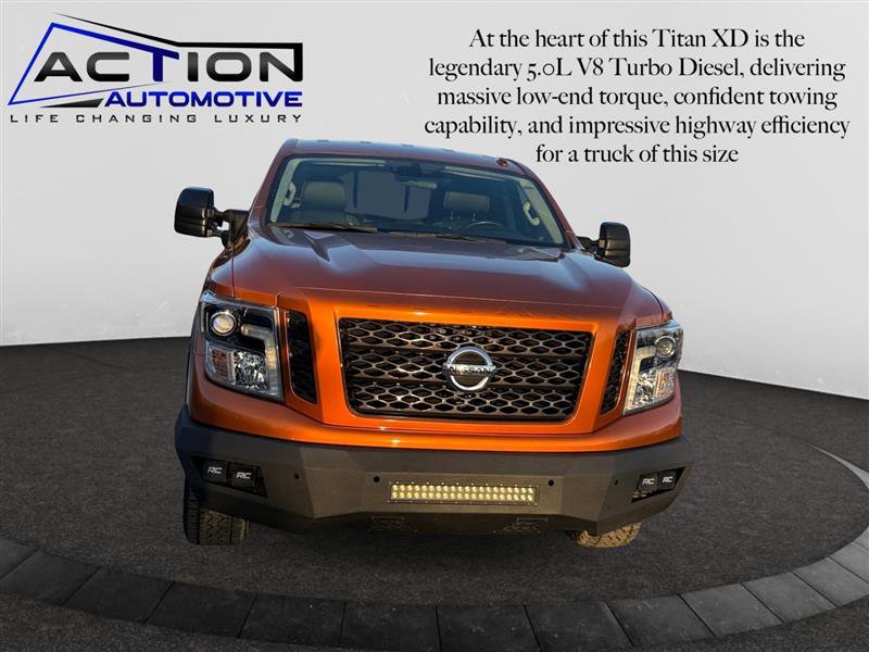 Used 2019 Nissan Titan PRO-4X image 3