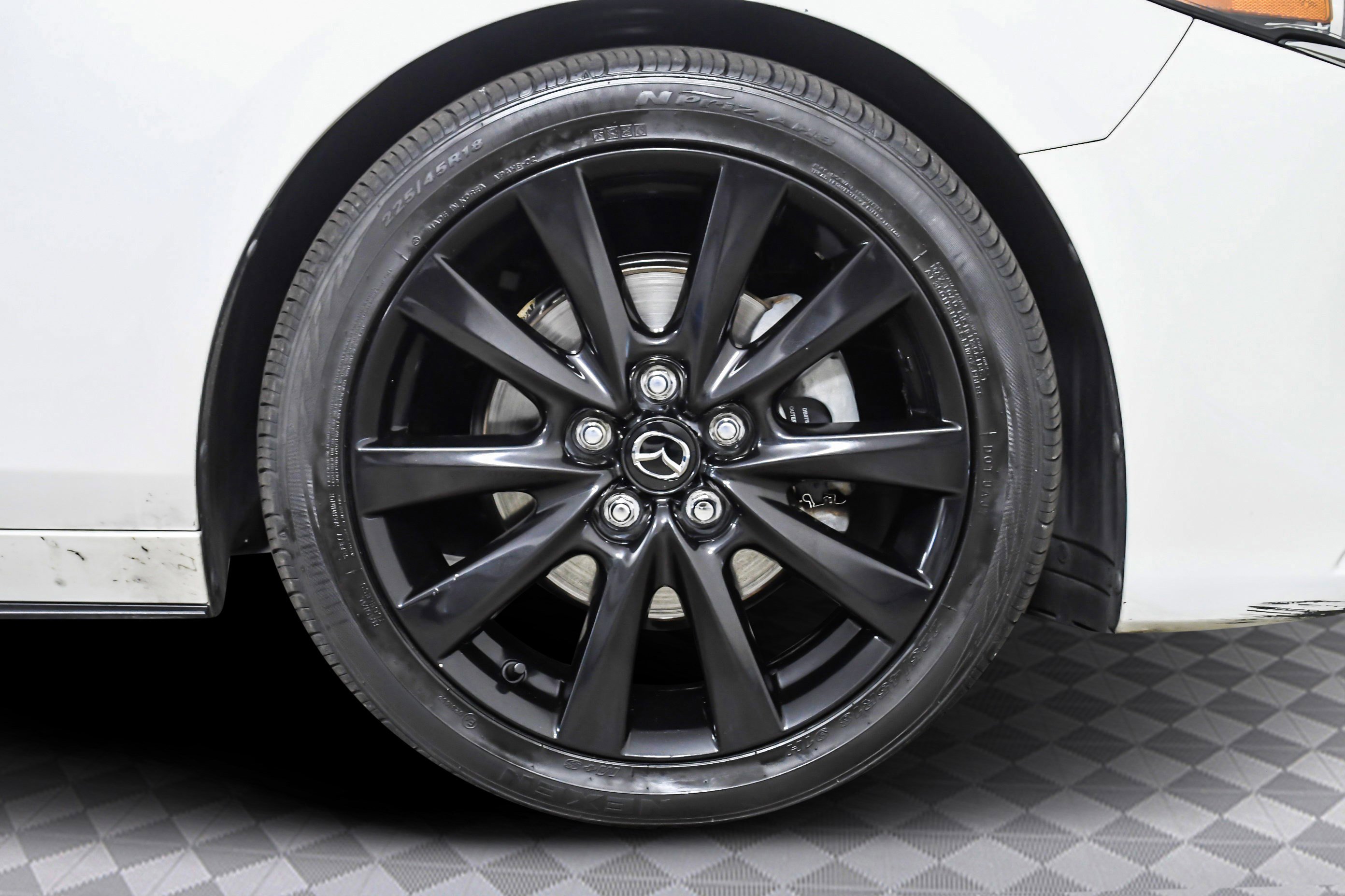 Used 2021 MAZDA MAZDA3 2.5 Turbo Sedan w/Premium Plus image 29