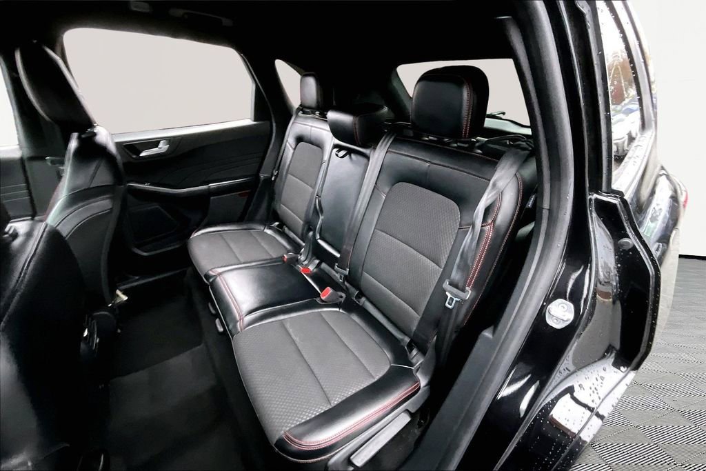 Used 2024 Ford Escape ST-Line image 16