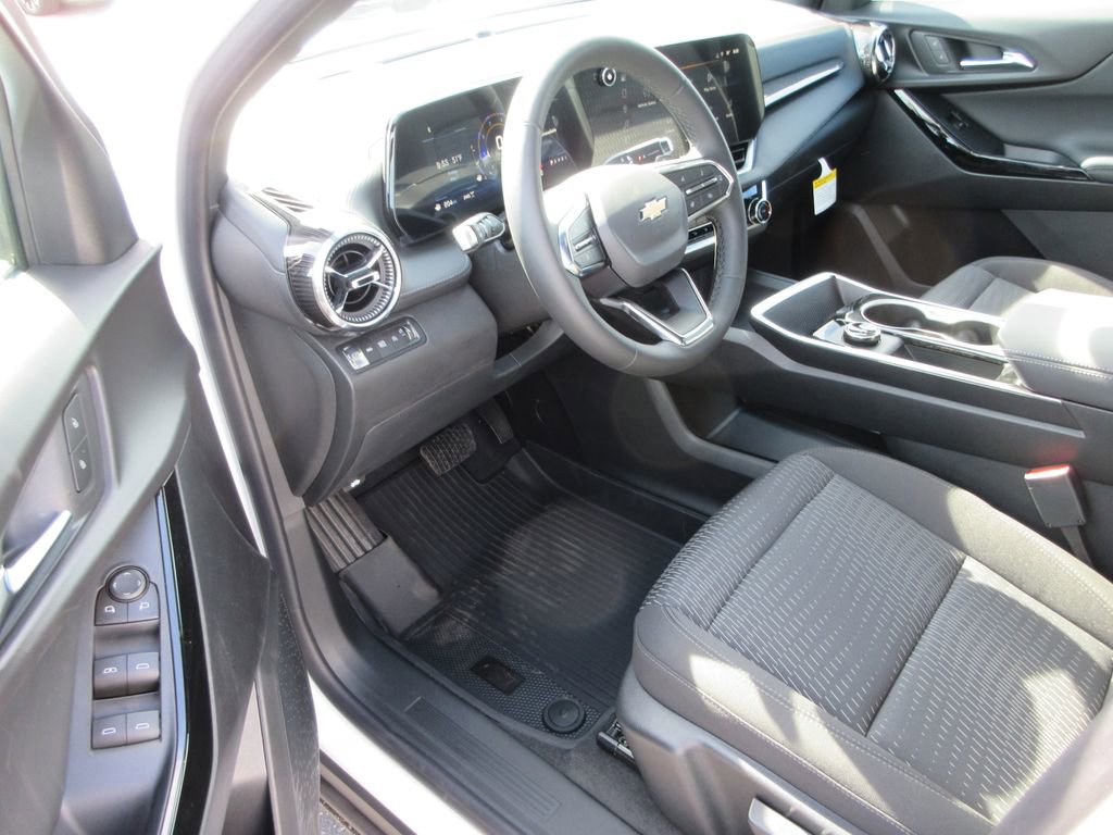 New 2026 Chevrolet Equinox LT w/ LPO, Floor Liner Package AWD/4WD image 12