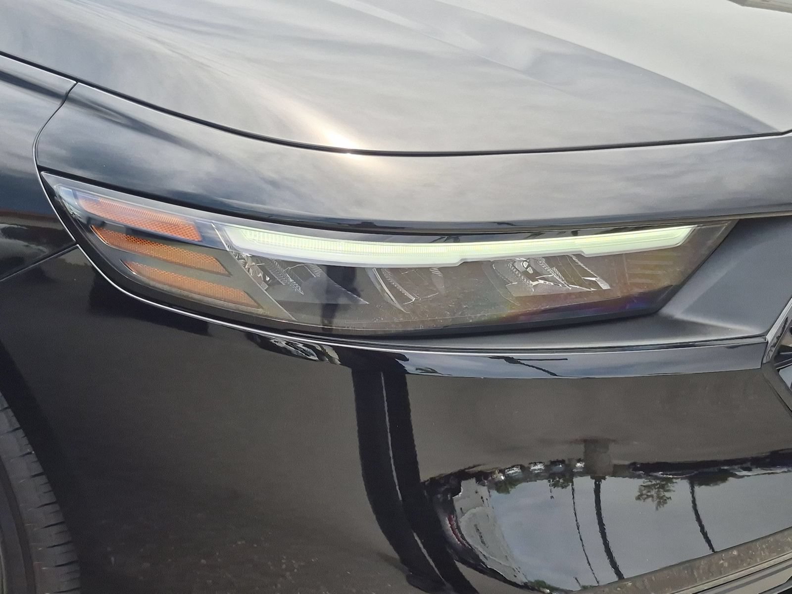 Used 2025 Honda Accord LX image 10