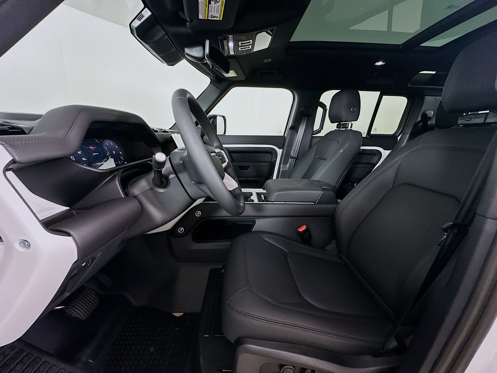 New 2026 Land Rover Defender 110 X-Dynamic SE AWD/4WD image 33
