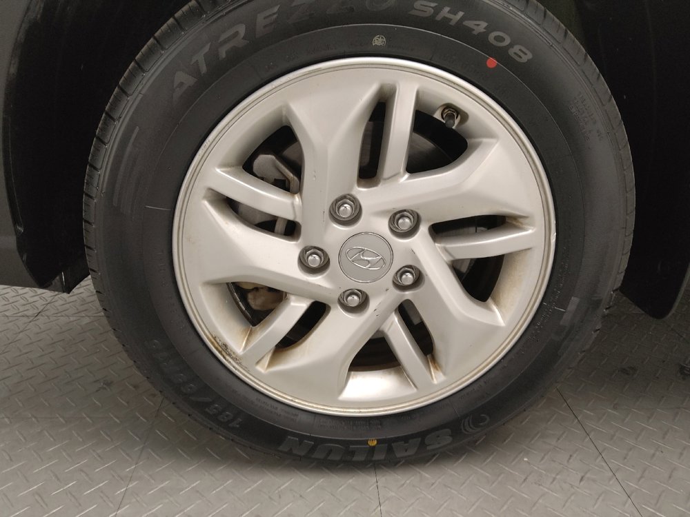 Used 2022 Hyundai Venue SE image 31