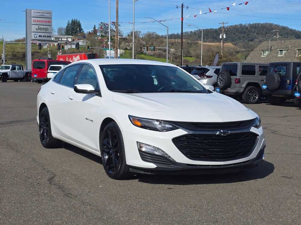 Used 2024 Chevrolet Malibu LT w/ Sport Edition image 7