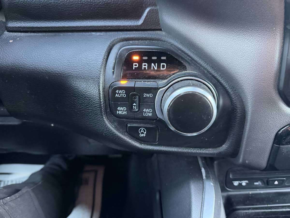 Used 2019 RAM 1500 Big Horn AWD/4WD image 30