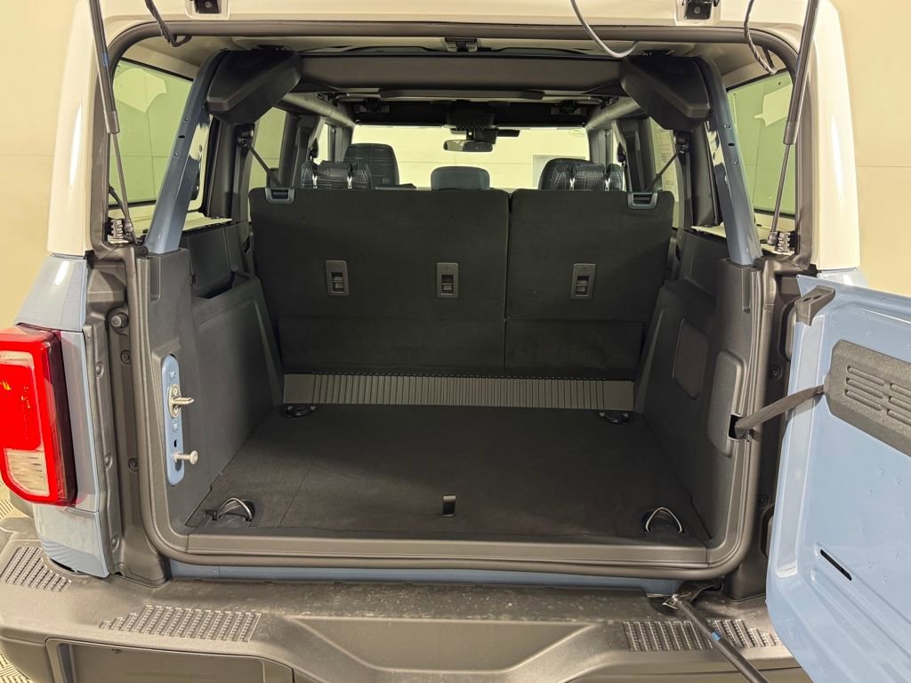 New 2025 Ford Bronco Heritage Edition image 28