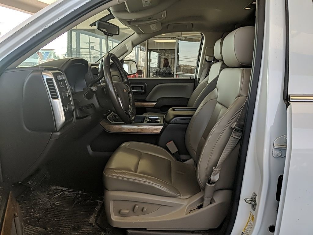 Used 2015 Chevrolet Silverado 1500 LTZ image 12