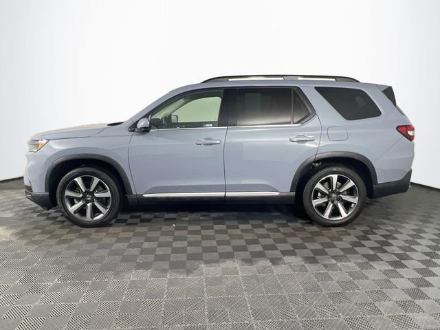 Used 2024 Honda Pilot Touring image 3