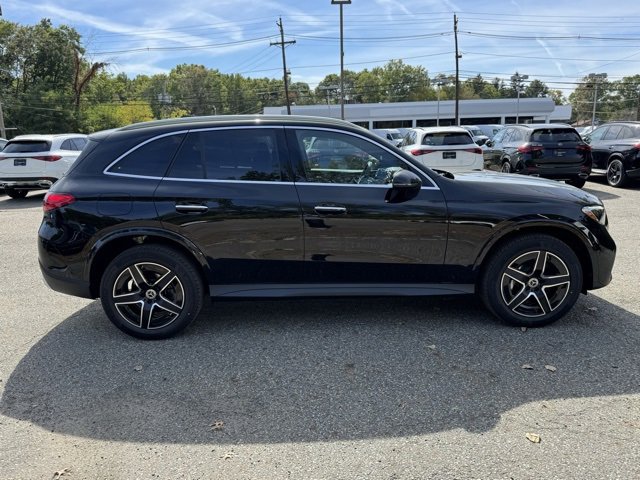 New 2026 Mercedes-Benz GLC 300 4MATIC image 2