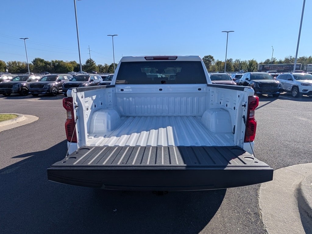 Used 2024 Chevrolet Silverado 1500 Custom w/ Turbomax Blackout Package image 25