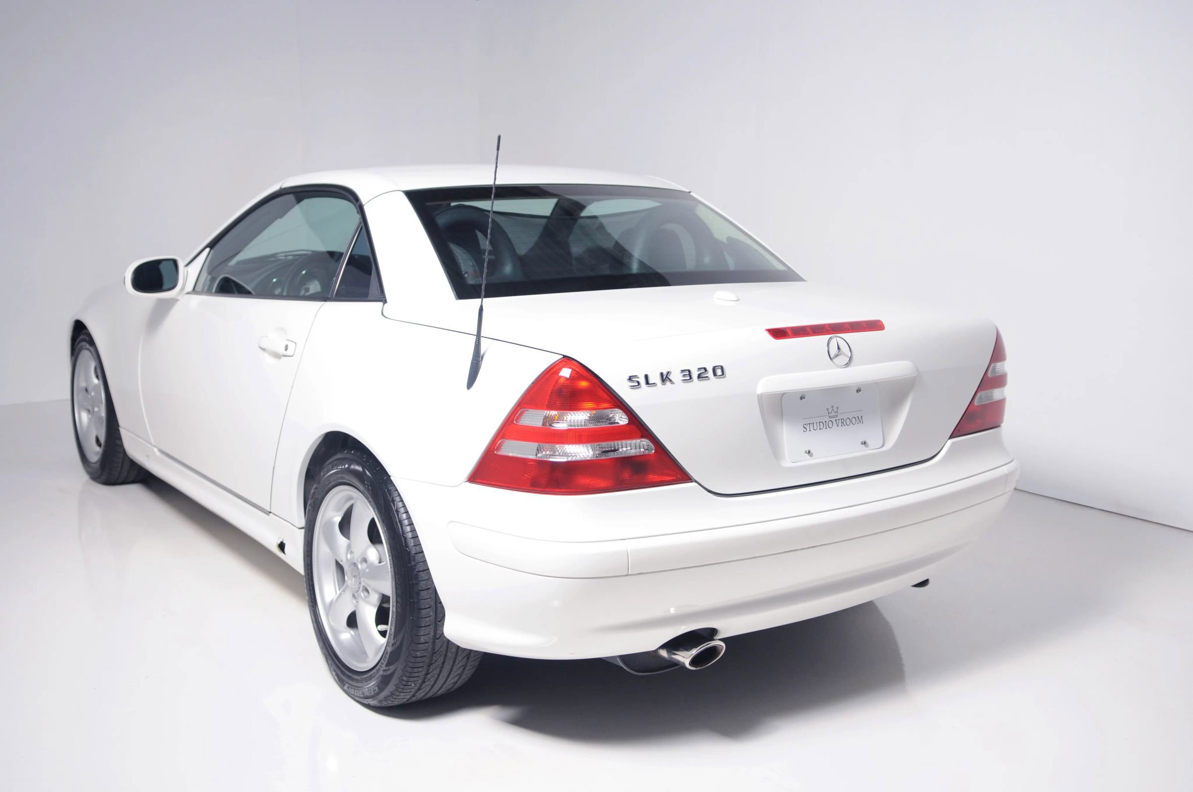 Used 2002 Mercedes-Benz SLK 320 image 11