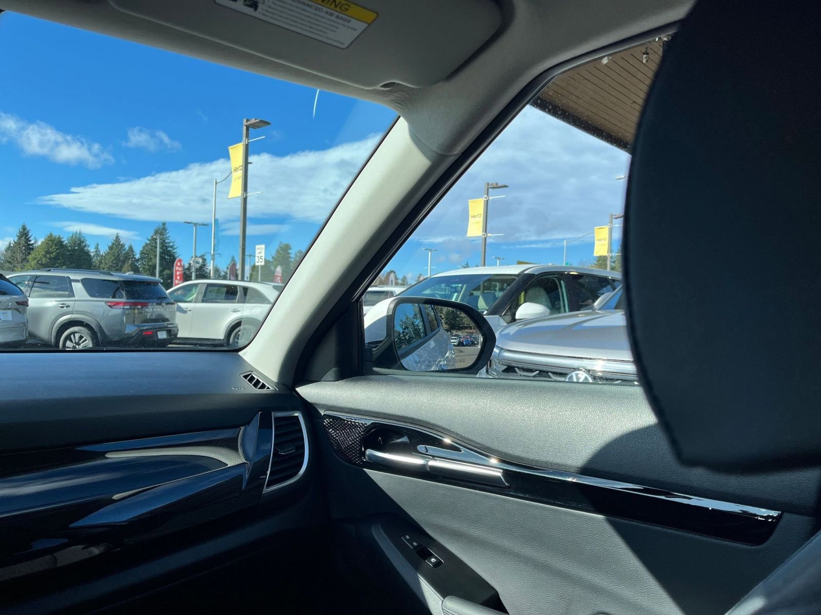 Used 2025 Kia Seltos S image 37