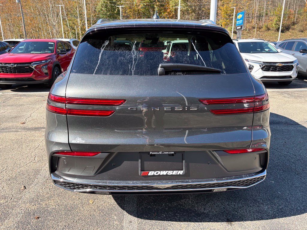 New 2027 Genesis GV70 2.5T Select AWD/4WD image 4