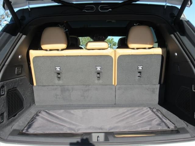 New 2025 Cadillac Escalade IQ Luxury 2 image 19