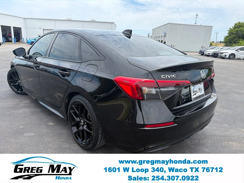 Used 2023 Honda Civic Sport image 6