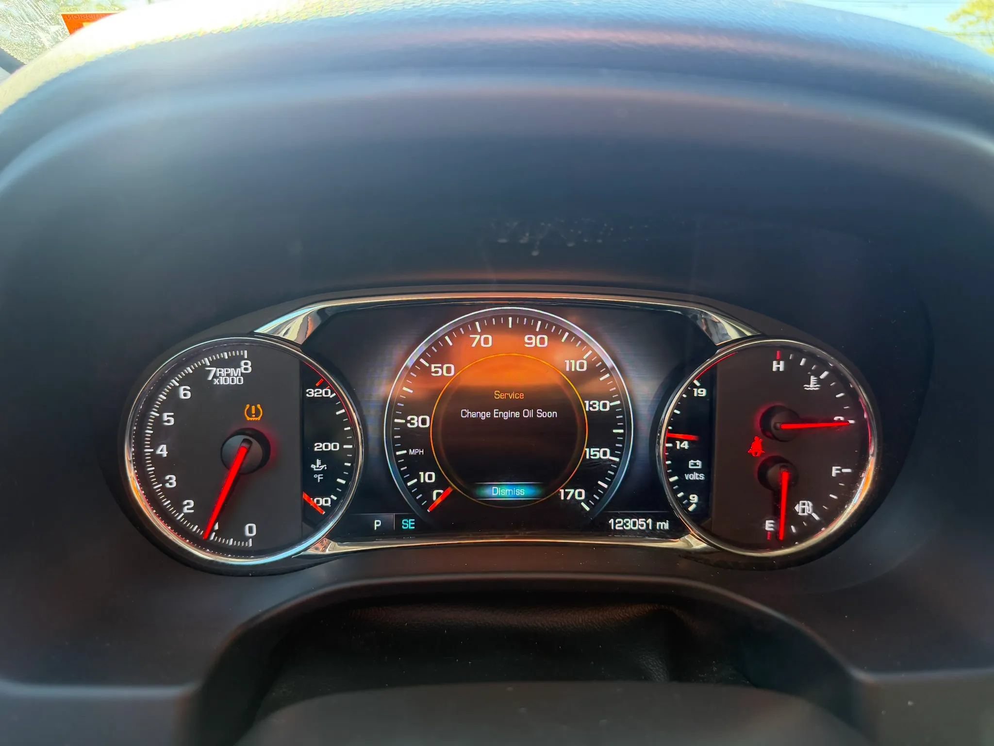 Used 2017 GMC Acadia Denali w/ Technology Package AWD/4WD image 10