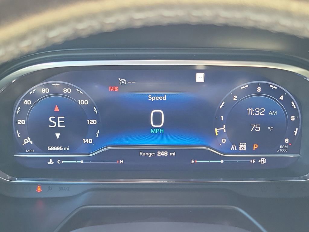 Used 2022 Chevrolet Suburban LT w/ LT Signature Package image 30