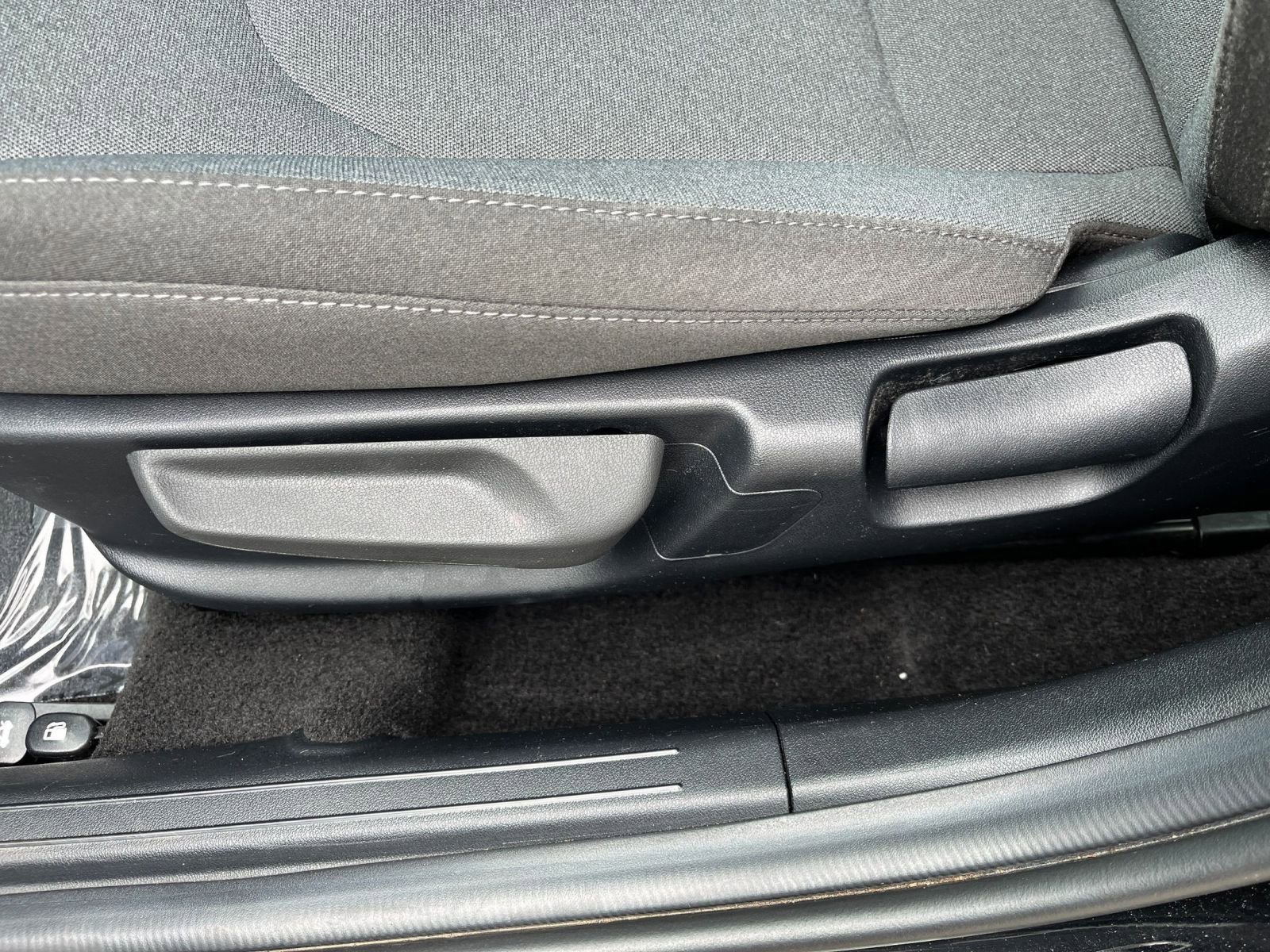 Used 2025 Kia K4 FWD image 22