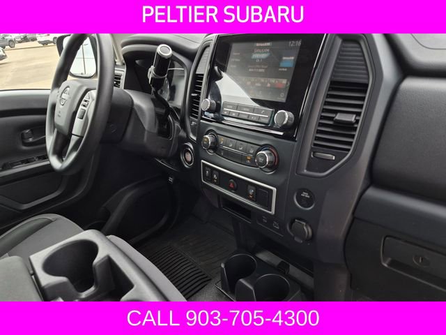 Used 2023 Nissan Titan S RWD image 11