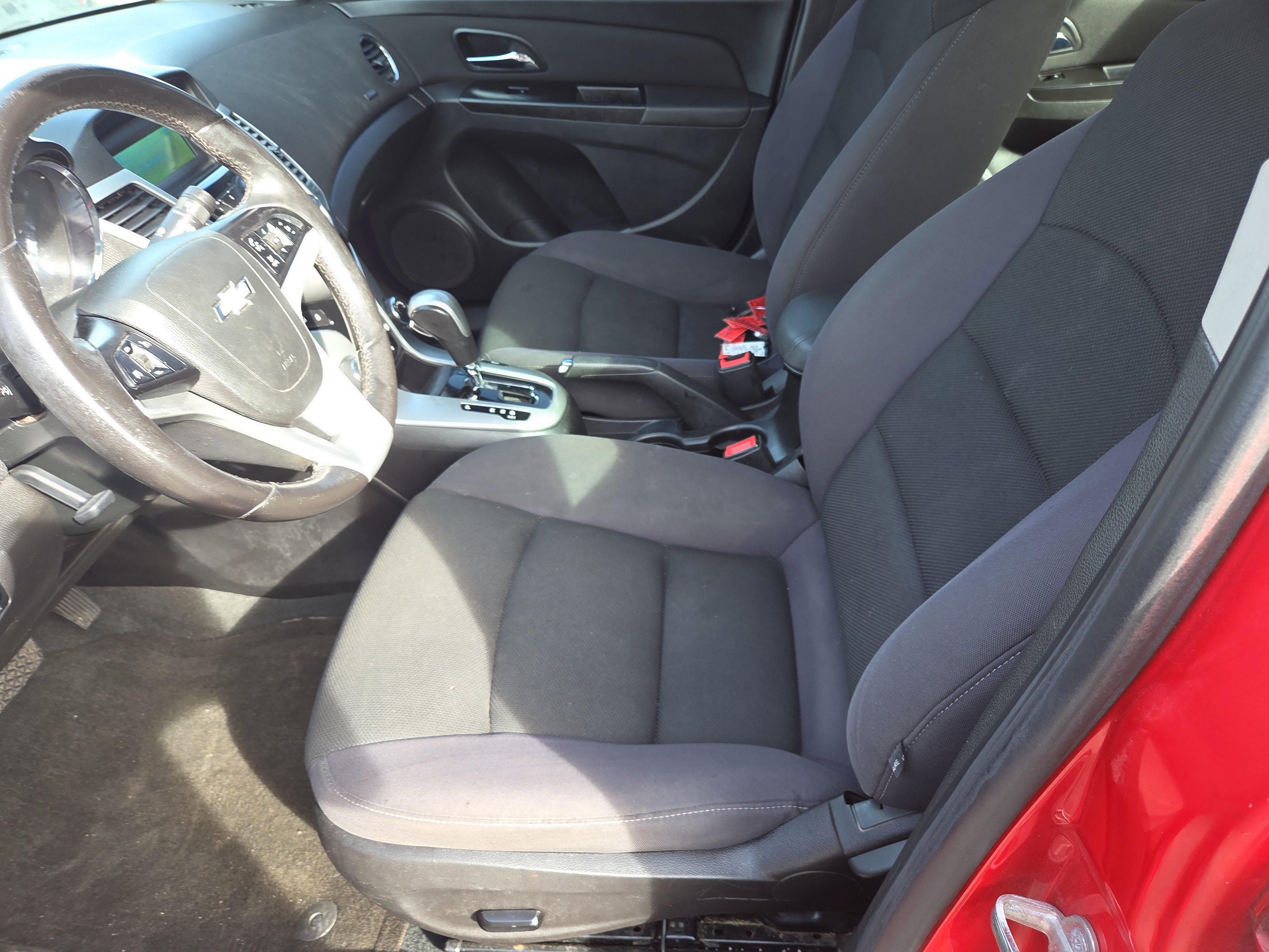 Used 2013 Chevrolet Cruze LT w/ RS Package image 10
