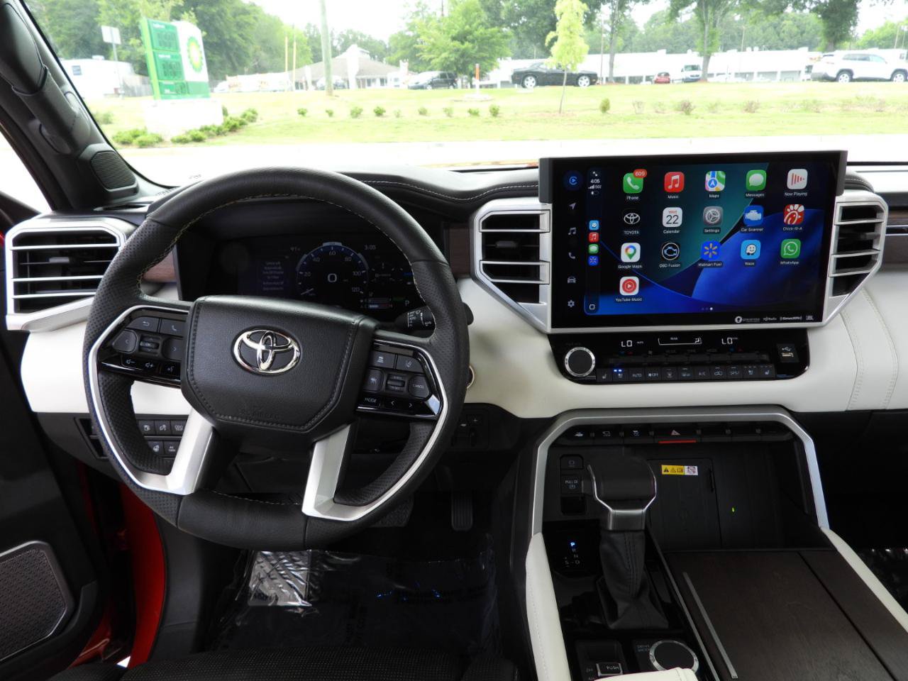 Used 2023 Toyota Sequoia Capstone AWD/4WD image 58