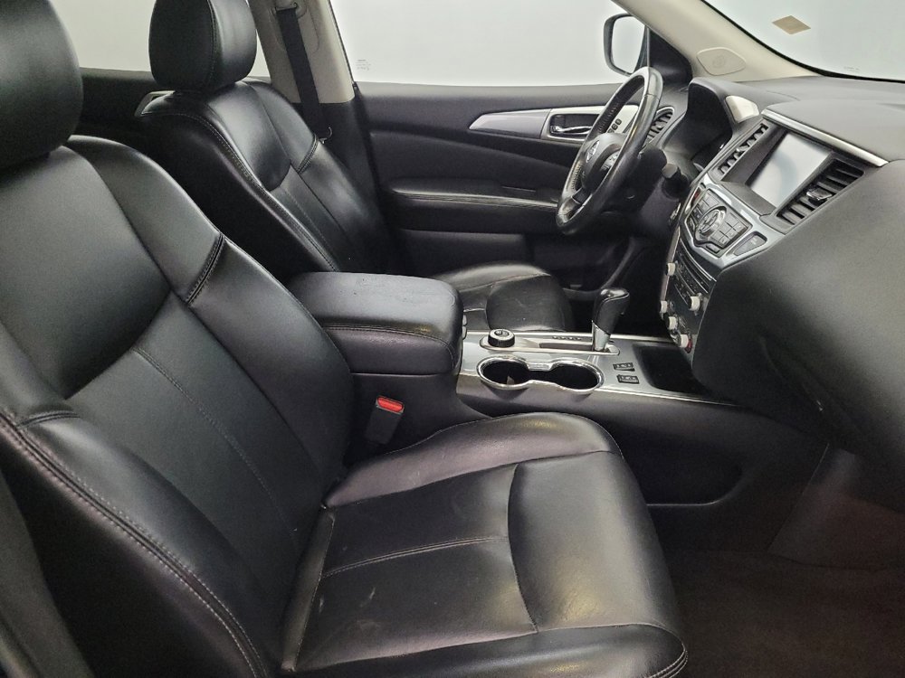 Used 2018 Nissan Pathfinder SL w/ SL Premium Package image 21