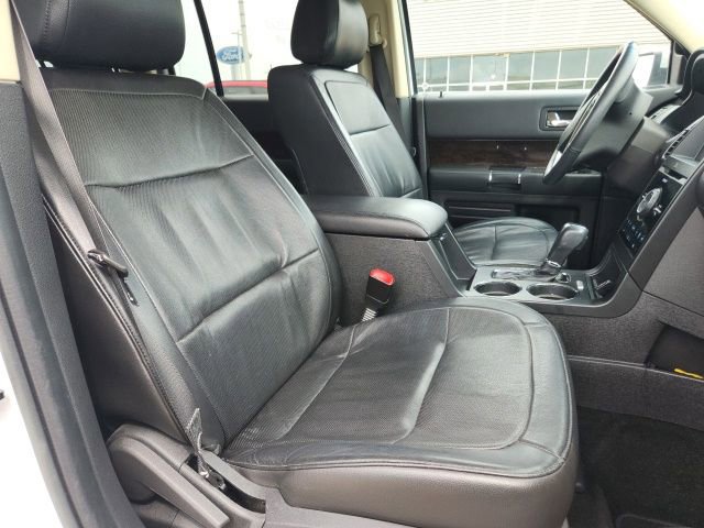 Used 2019 Ford Flex Limited FWD image 11