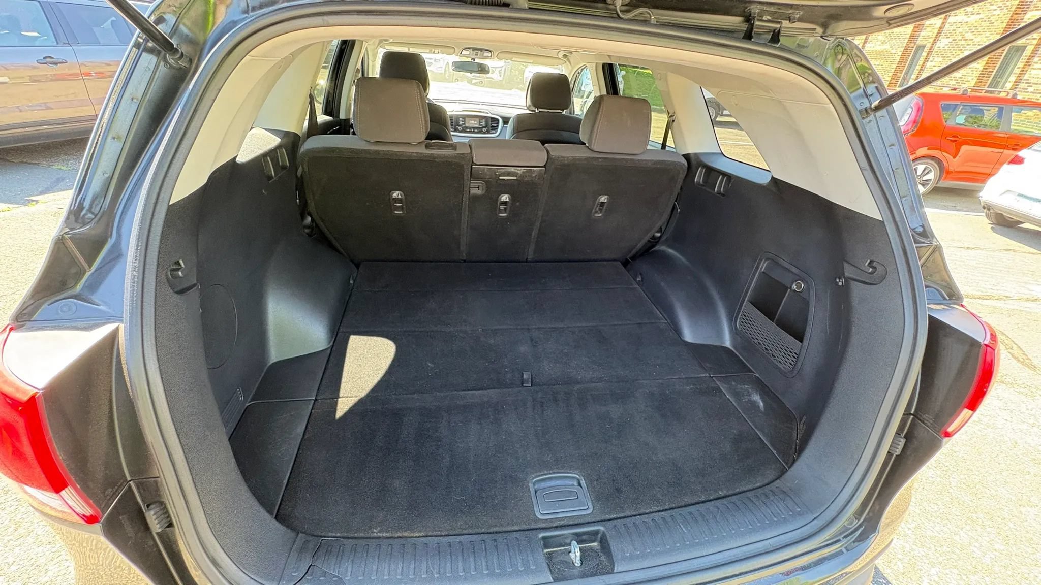 Used 2016 Kia Sorento AWD image 30
