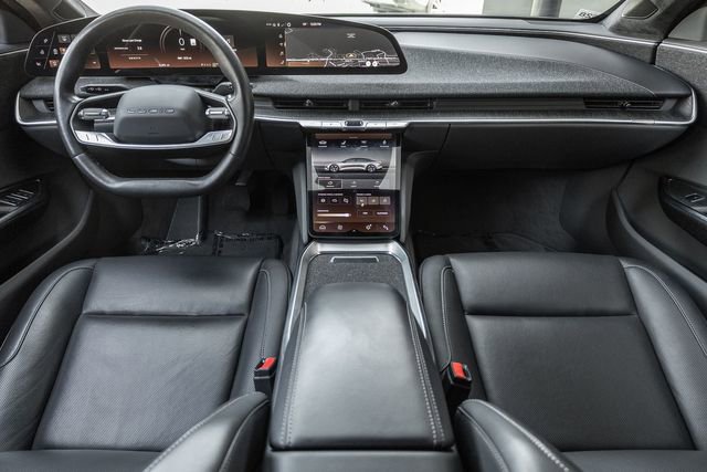 Used 2023 Lucid Air Pure image 6