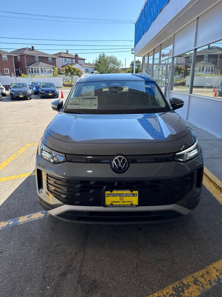 New 2026 Volkswagen Tiguan S AWD/4WD image 2