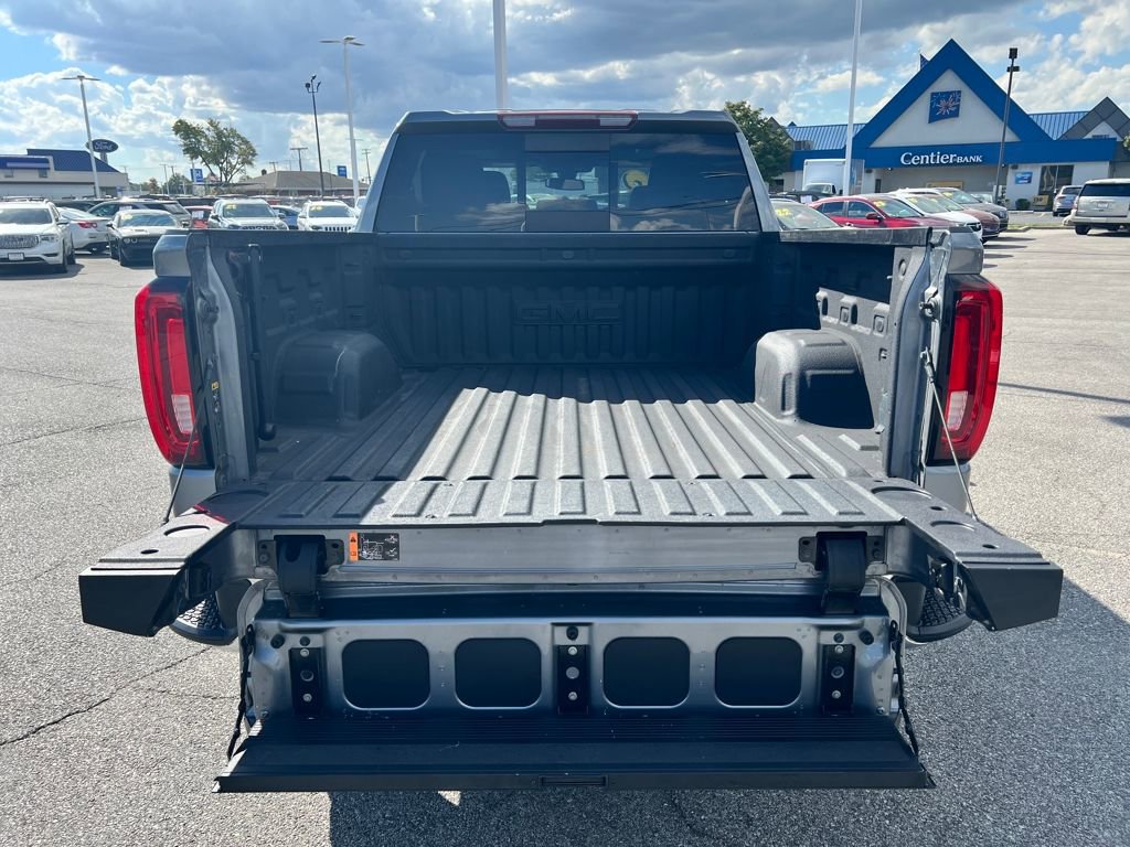 Used 2020 GMC Sierra 1500 SLT w/ SLT Premium Plus Package image 29