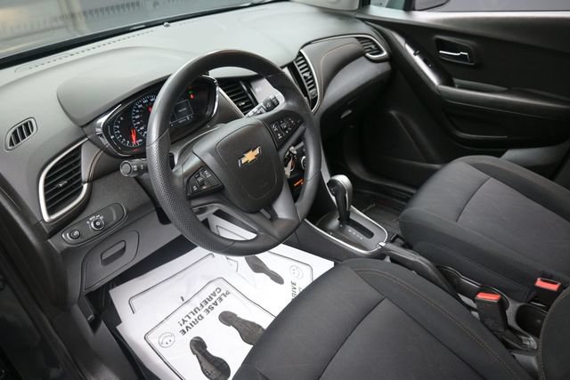 Used 2017 Chevrolet Trax LT FWD image 18
