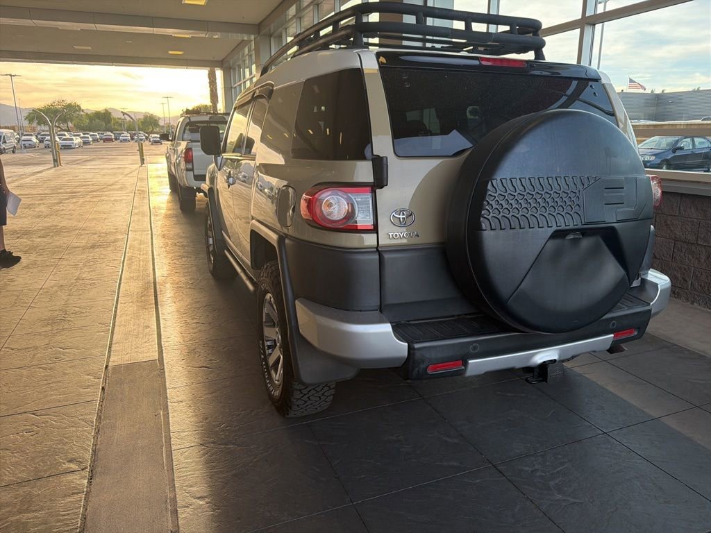 Used 2014 Toyota FJ Cruiser 4WD w/ Upgrade Package image 6