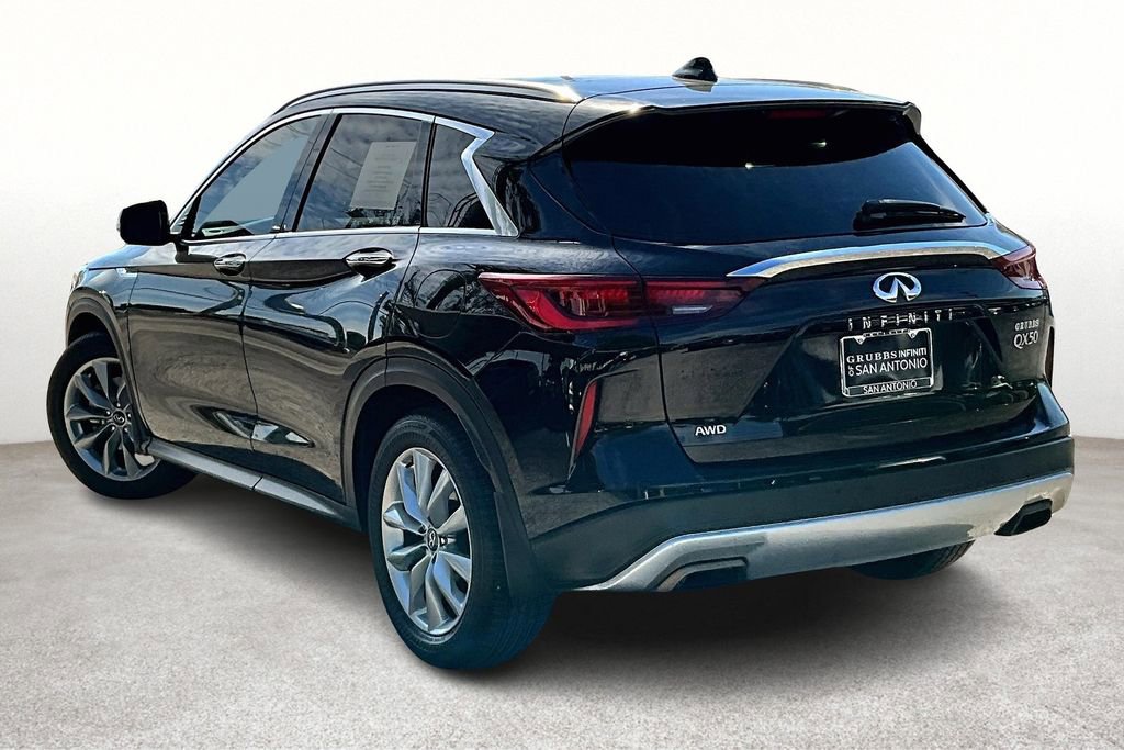 Certified 2022 INFINITI QX50 Essential image 17